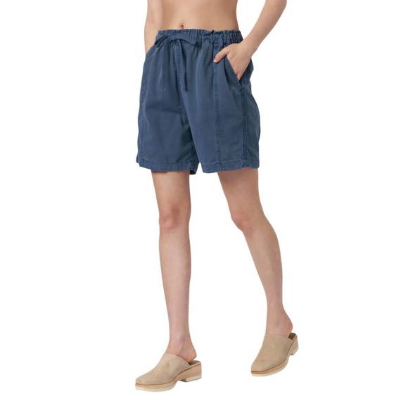 NEW XIRENA wyatt short in washed blue - Picture 2 of 4